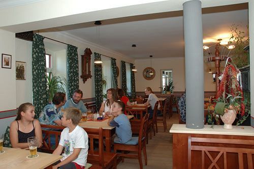 Hotel Zur Schonen Aussicht Feldkirchen-Westerham Zewnętrze zdjęcie