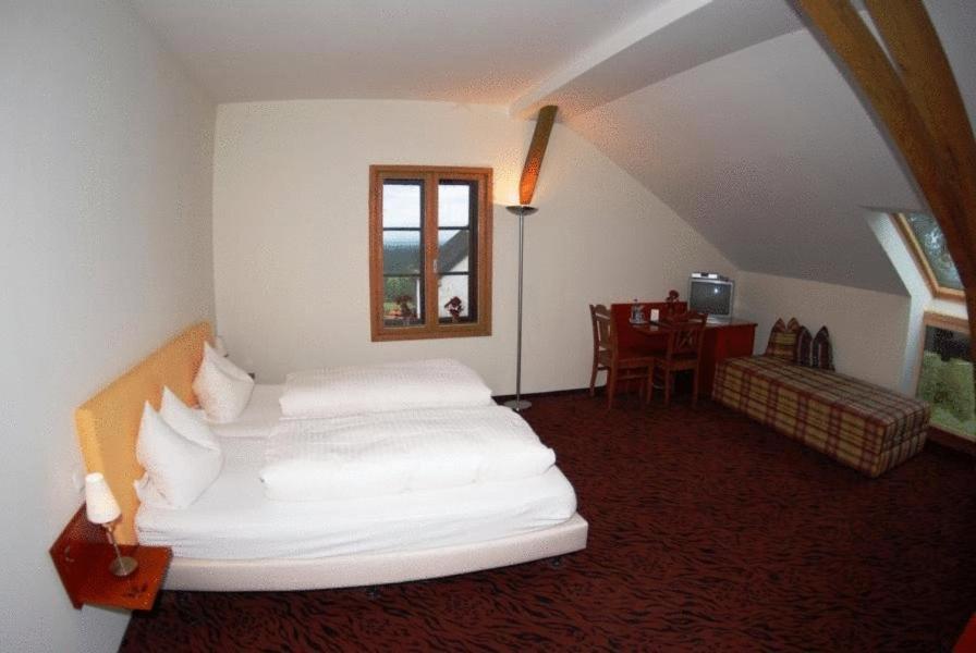 Hotel Zur Schonen Aussicht Feldkirchen-Westerham Pokój zdjęcie